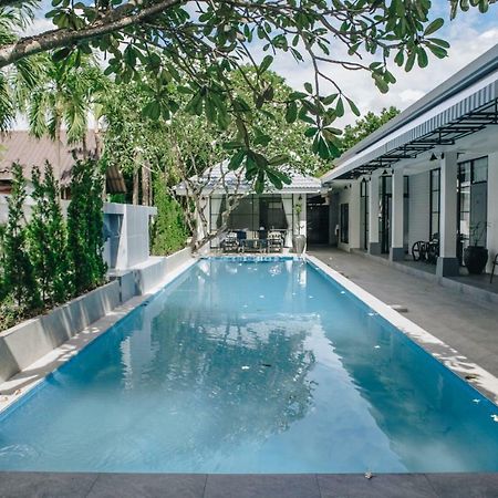 La Riva Boutique Hotel カムペーンペット エクステリア 写真