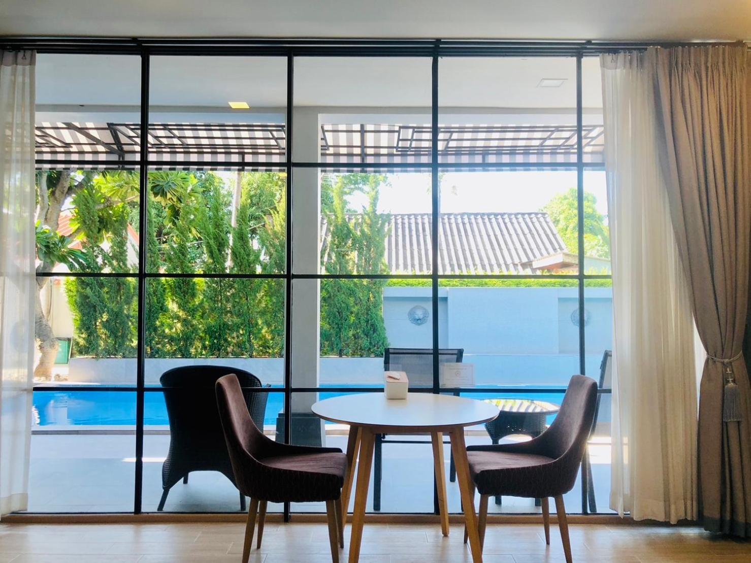 La Riva Boutique Hotel カムペーンペット エクステリア 写真