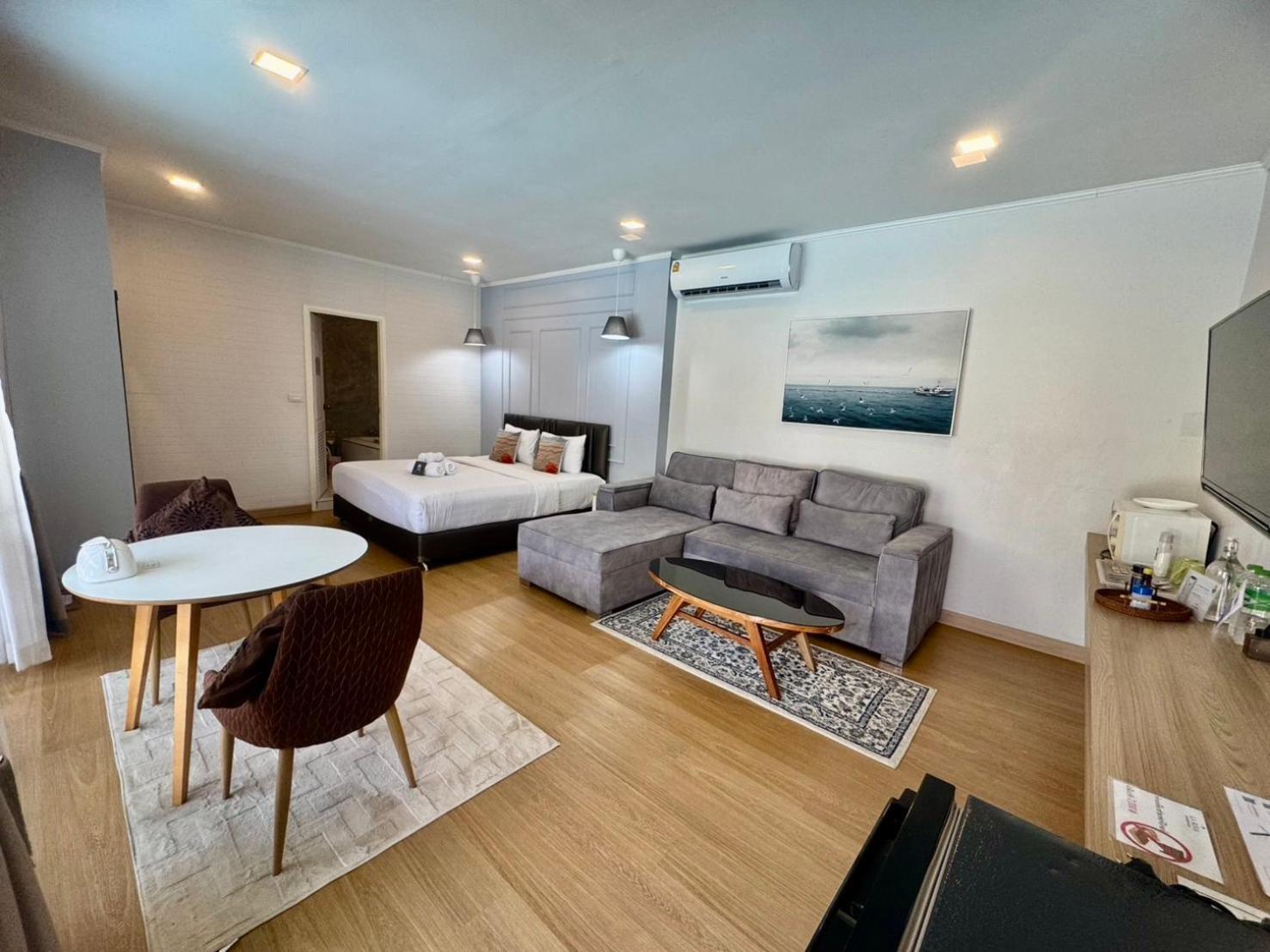 La Riva Boutique Hotel カムペーンペット エクステリア 写真