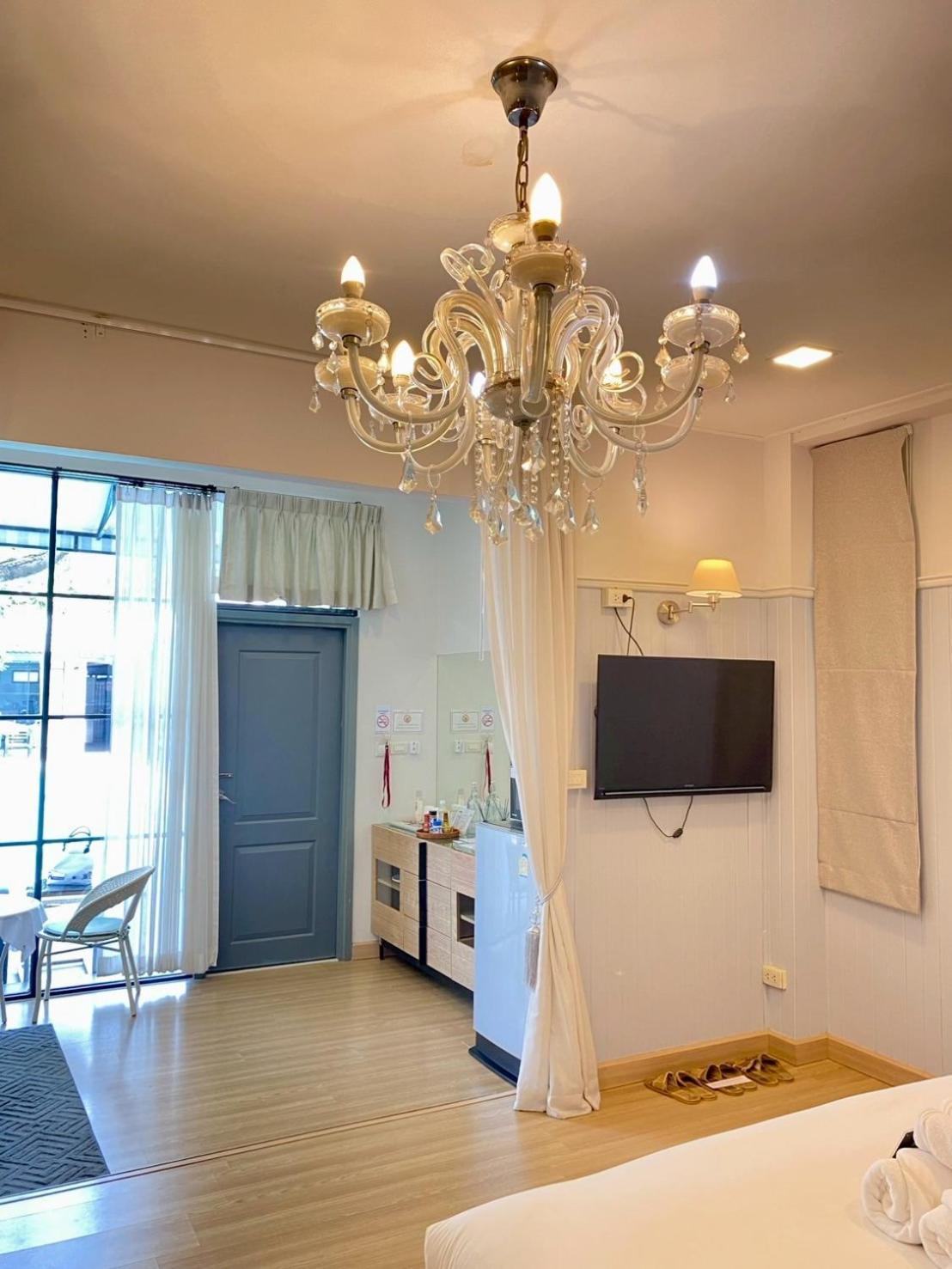 La Riva Boutique Hotel カムペーンペット エクステリア 写真