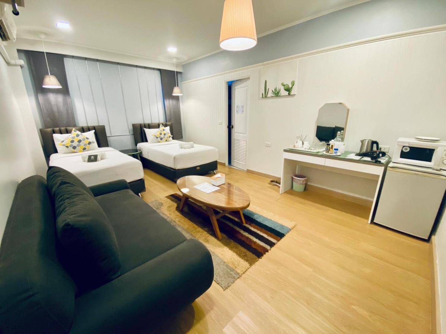 La Riva Boutique Hotel カムペーンペット エクステリア 写真
