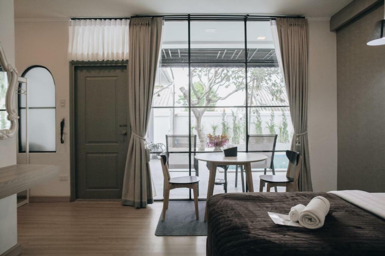La Riva Boutique Hotel カムペーンペット エクステリア 写真